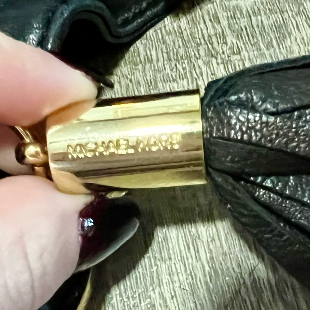 Michael Kors ring handle tote - Picture 10 of 13